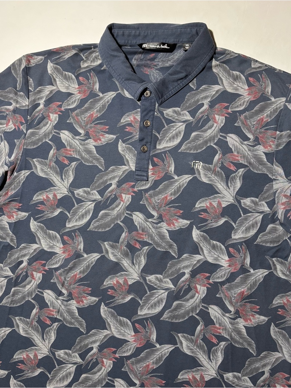 Travis Matthews golf Mens Floral Print Polo Shirt - Navy with Gray & Red Accents